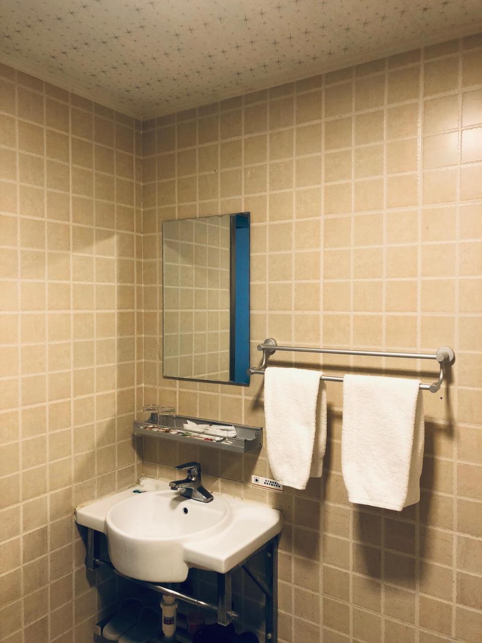 Beijing Xinhuayuan Hotel Экстерьер фото